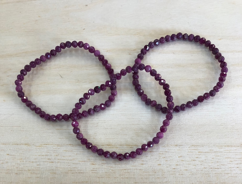 Pulsera Rubí bola facetada